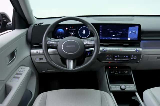 Hyundai Kona (2025) thumbnail 3