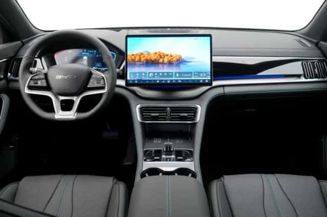 BYD Seal U (2026) thumbnail 3