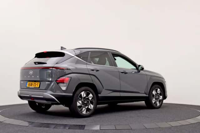 Hyundai Kona (2025) thumbnail 2