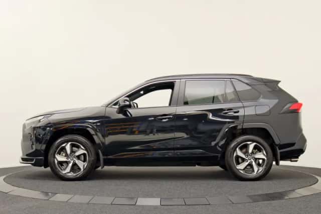 Toyota RAV4 (2025) thumbnail 6