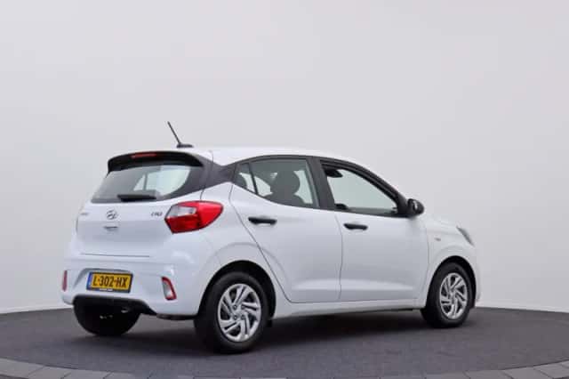 Hyundai i10 (2020) thumbnail 2