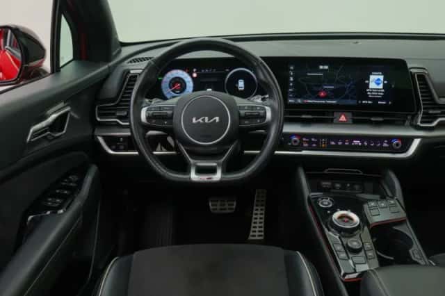 Kia Sportage (2022) thumbnail 3