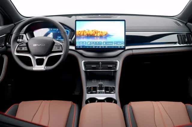 BYD Seal U (2025) thumbnail 3