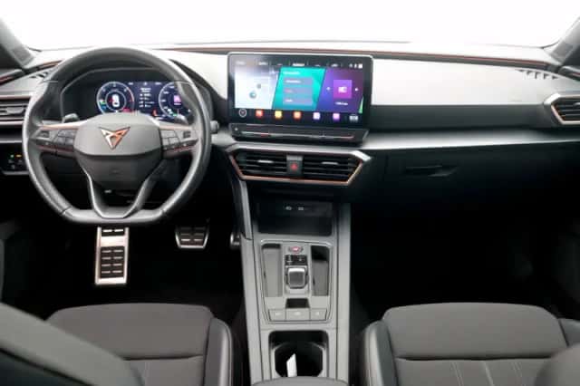 CUPRA Leon Sportstourer (2024) thumbnail 3