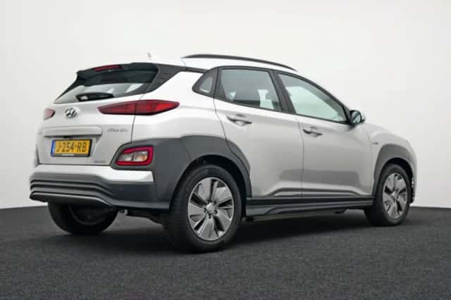 Hyundai Kona (2020) thumbnail 2