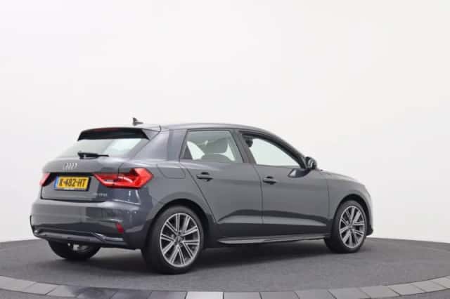 Audi A1 (2021) thumbnail 2