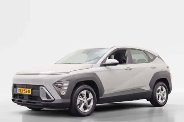 Hyundai Kona (2024) thumbnail 1