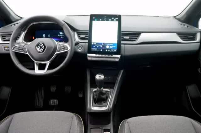 Renault Captur (2025) thumbnail 3