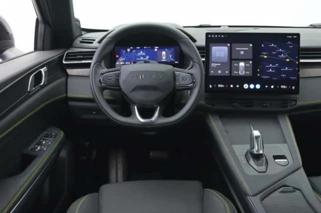 Lynk & Co 01 (2026) thumbnail 3