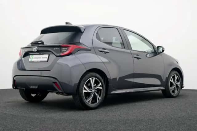 Toyota Yaris (2026) thumbnail 2