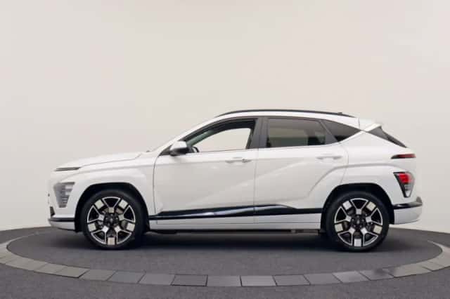 Hyundai Kona (2024) thumbnail 6