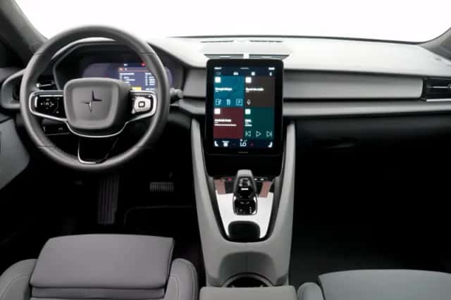 Polestar 2 (2023) thumbnail 3