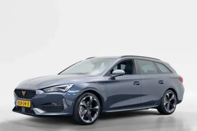 CUPRA Leon Sportstourer (2024) thumbnail 1