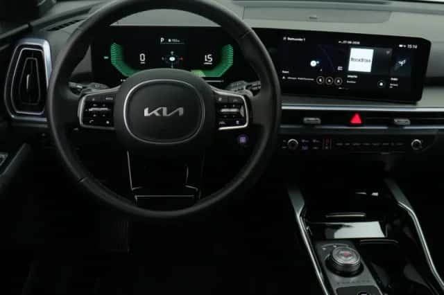 Kia Sorento (2025) thumbnail 3