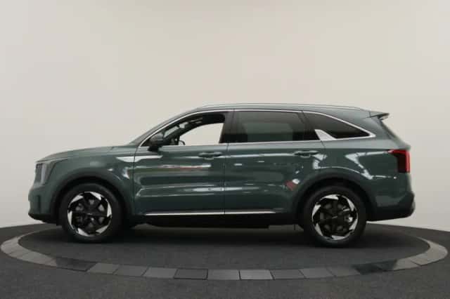 Kia Sorento (2025) thumbnail 5