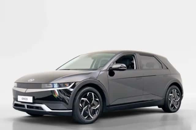 Hyundai Ioniq 5 (2022) thumbnail 1