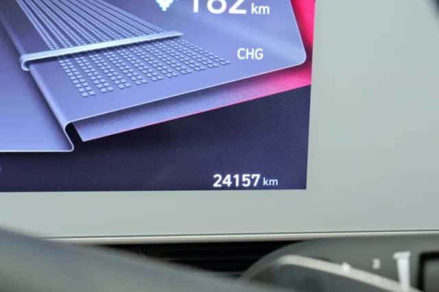 Hyundai Ioniq 5 (2022) thumbnail 4