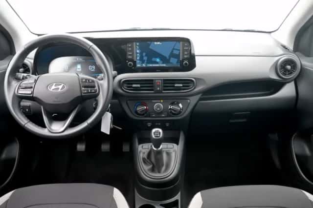 Hyundai i10 (2025) thumbnail 3