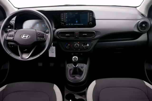 Hyundai i10 (2025) thumbnail 3