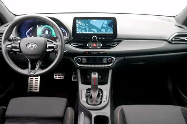Hyundai i30 (2024) thumbnail 3