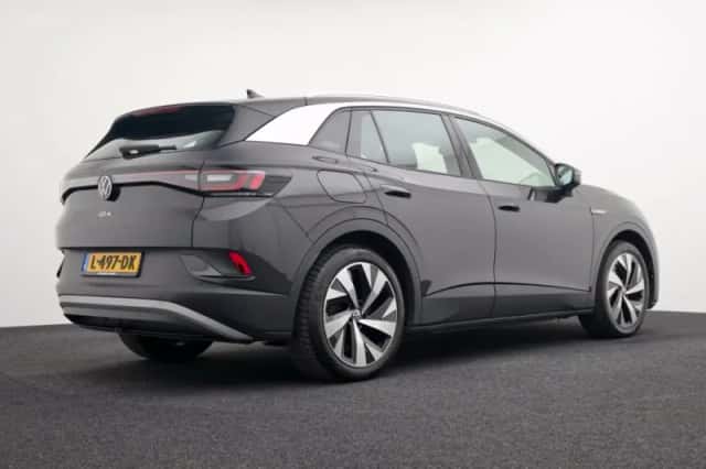 Volkswagen ID.4 (2021) thumbnail 2