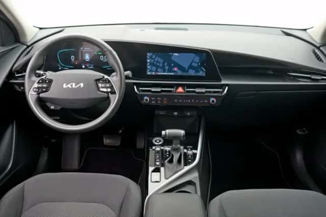 Kia Niro (2022) thumbnail 3