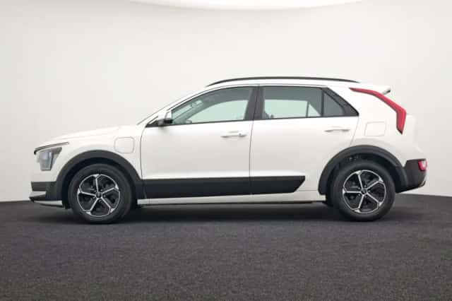 Kia Niro (2022) thumbnail 6