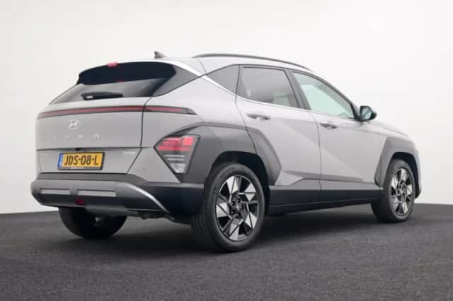Hyundai Kona (2025) thumbnail 2