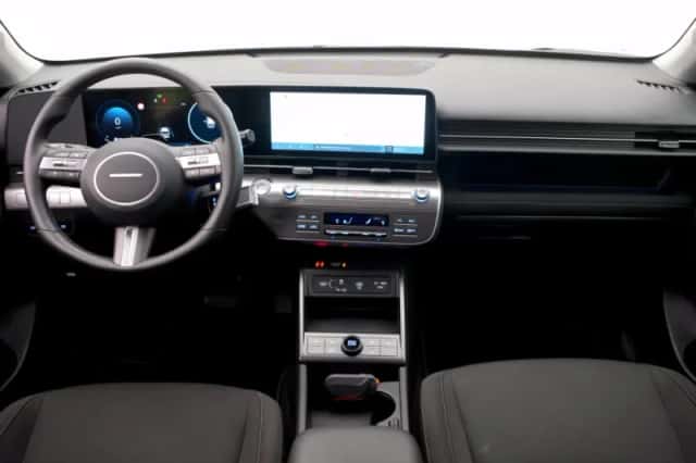 Hyundai Kona (2025) thumbnail 3