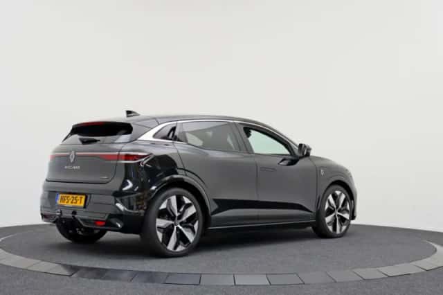 Renault Mégane E-Tech (2025) thumbnail 2