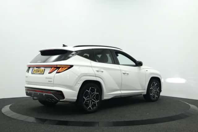 Hyundai Tucson (2024) thumbnail 2