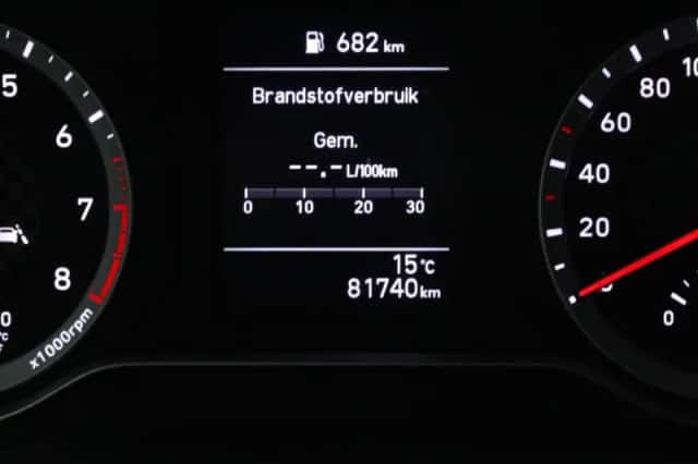 Hyundai i10 (2023) thumbnail 4