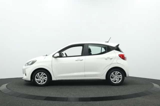 Hyundai i10 (2023) thumbnail 6
