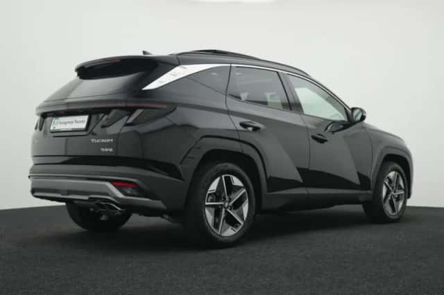 Hyundai Tucson (2025) thumbnail 2
