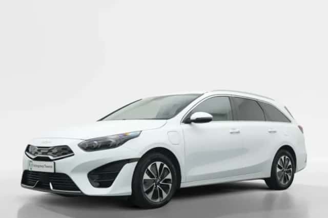 Kia Ceed Sportswagon (2025) thumbnail 1