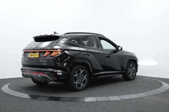 Hyundai Tucson (2021) thumbnail 2