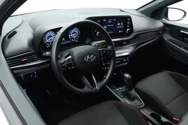 Hyundai i20 (2024) thumbnail 4