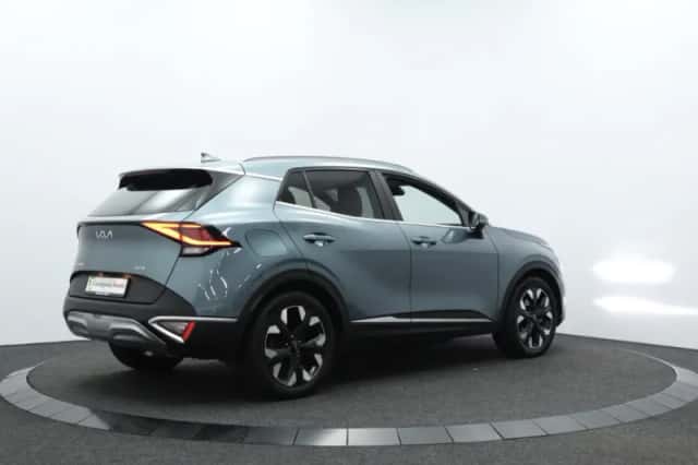 Kia Sportage (2022) thumbnail 2