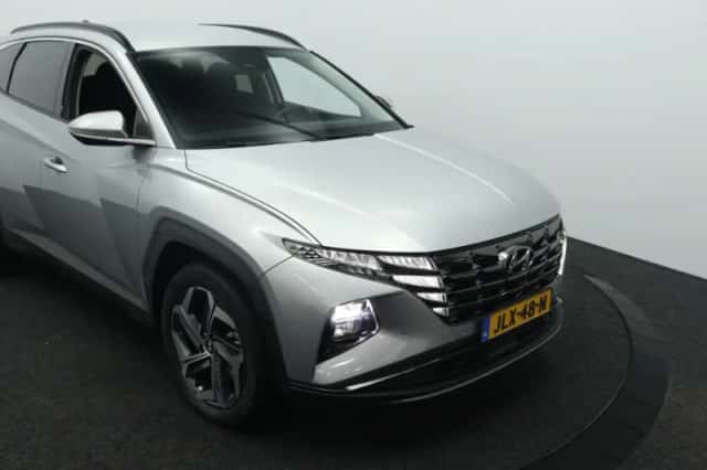 Hyundai Tucson (2023) thumbnail 3