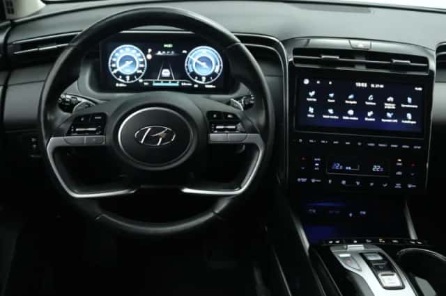 Hyundai Tucson (2023) thumbnail 3