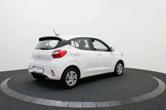 Hyundai i10 (2026) thumbnail 2
