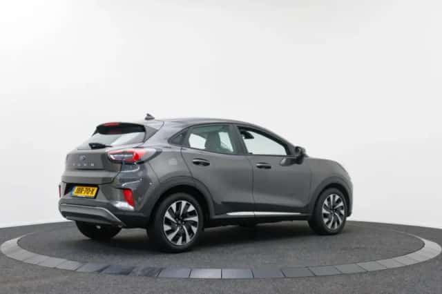 Ford Puma (2024) thumbnail 2