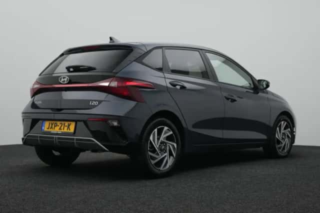 Hyundai i20 (2025) thumbnail 2