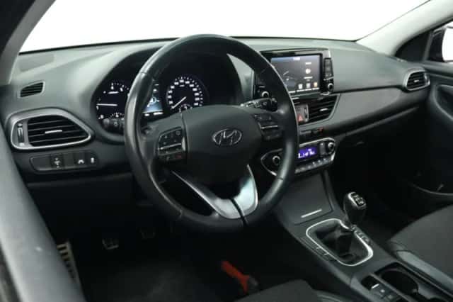 Hyundai i30 (2018) thumbnail 4