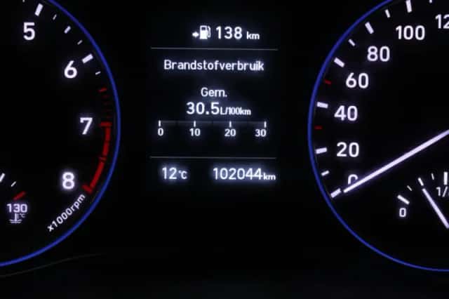 Hyundai Kona (2018) thumbnail 4