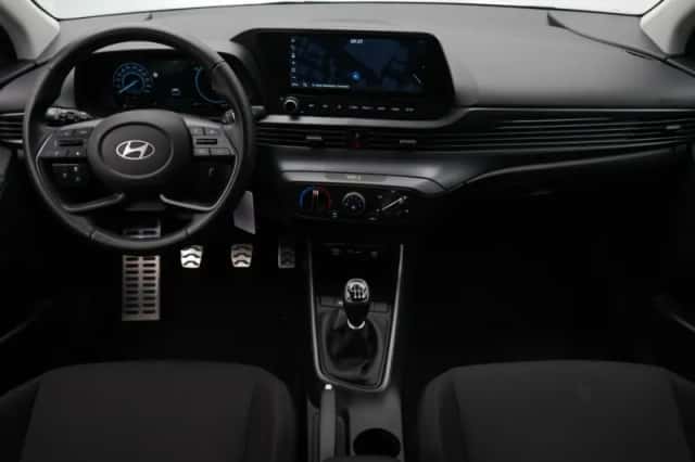 Hyundai Bayon (2025) thumbnail 3
