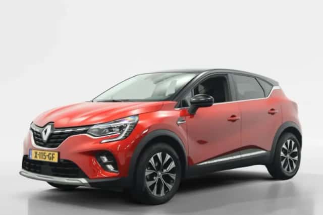 Renault Captur (2023) thumbnail 1