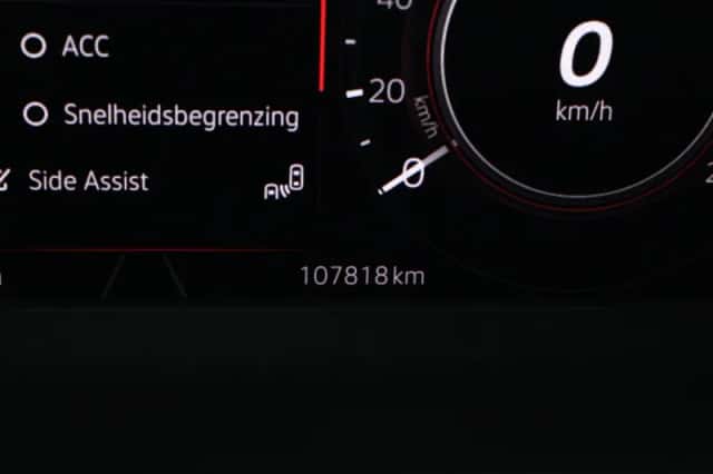 Volkswagen Tiguan (2022) thumbnail 6