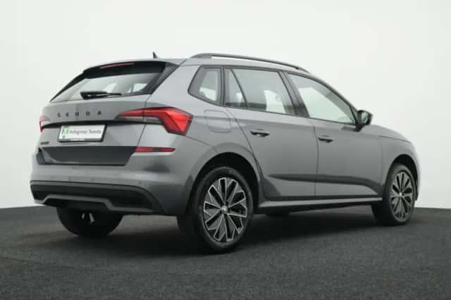 Škoda Kamiq (2023) thumbnail 2