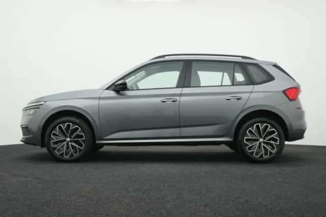 Škoda Kamiq (2023) thumbnail 6